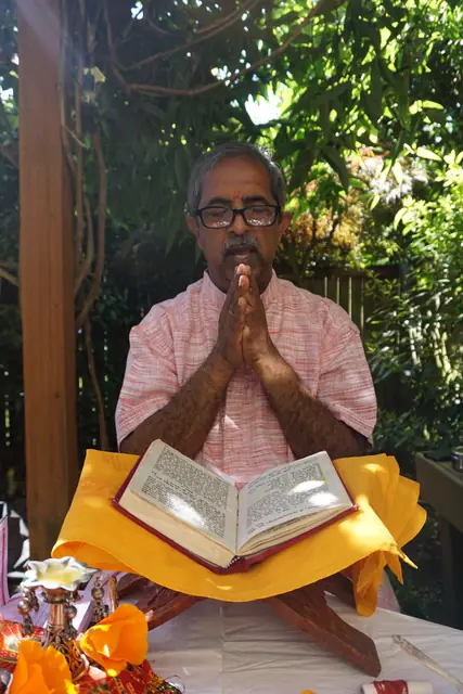Photo of Khushbu or Mukesh, or mandap, chairs, havunkund
