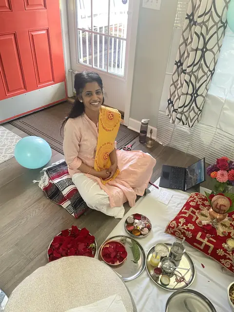 Photo of Khushbu or Mukesh, or mandap, chairs, havunkund